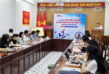 SẢN XUẤT PODCAST VÀ ỨNG DỤNG TRÍ TUỆ NHÂN TẠO (AI) TRONG HOẠT ĐỘNG BÁO CHÍ